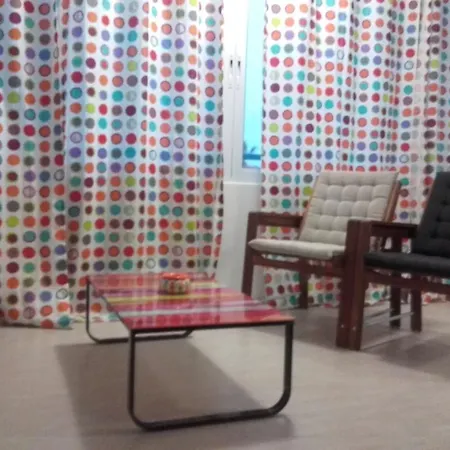Direct Cross Road Apartamento Larnaca